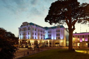  Killarney Plaza Hotel & Spa  Килларни